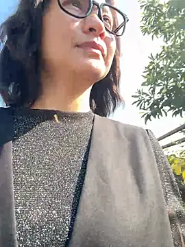 A-ZJunn online show from February 2026 06:40:02 AM