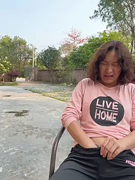 Snapshot of A-ZJunn chatting on March 2026 08:48:01 AM A-ZJunn online show from March 2026 08:48:01 AM