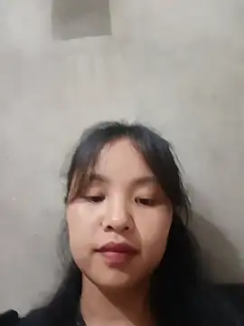 Snapshot of Pretty-haert chatting on June 2026 03:32:02 PM Pretty-haert online show from June 2026 03:32:02 PM