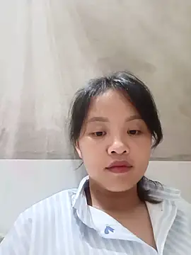 Snapshot of Pretty-haert chatting on June 2026 04:00:01 PM Pretty-haert online show from June 2026 04:00:01 PM