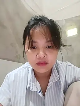Snapshot of Pretty-haert chatting on June 2026 03:51:01 AM Pretty-haert online show from June 2026 03:51:01 AM