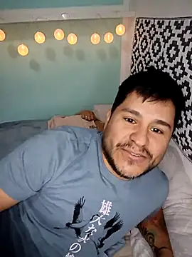 Snapshot of Luna_Leroy chatting on December 2025 06:34:02 PM Luna Leroy online show from December 2025 06:34:02 PM