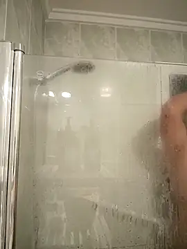 Snapshot of Luna_Leroy chatting on December 2025 06:02:01 PM Luna Leroy online show from December 2025 06:02:01 PM