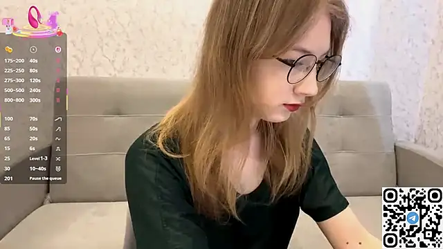 Snapshot of MargyDejong chatting on March 2026 09:48:02 AM MargyDejong online show from March 2026 09:48:02 AM