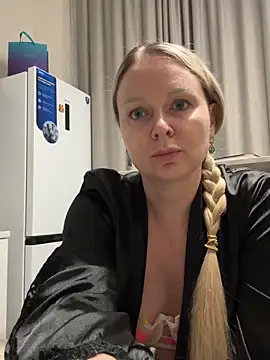 Snapshot of zetrx300 chatting on December 2025 06:14:02 PM zetrx300 online show from December 2025 06:14:02 PM