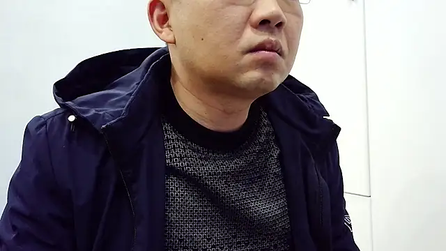 tudou9899 online show from January 2026 04:33:02 PM