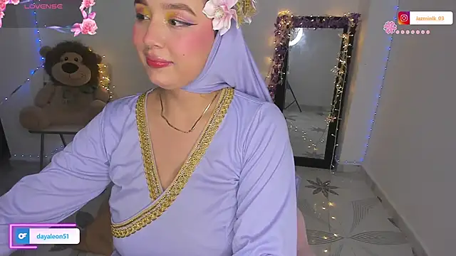 Snapshot of Jazmin_kithana chatting on March 2026 03:19:02 AM Jazmin kithana online show from March 2026 03:19:02 AM