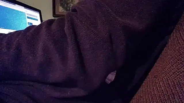 gatitachula93 online show from December 2025 08:04:01 PM