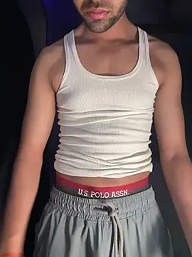 Snapshot of fitboy_xxx chatting on February 2026 08:04:02 PM fitboy xxx online show from February 2026 08:04:02 PM