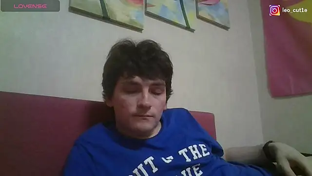 Snapshot of leo_cutie chatting on May 2026 11:21:02 PM leo cutie online show from May 2026 11:21:02 PM