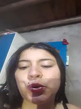 Snapshot of Estefanny_Lolyy chatting on May 2026 03:24:02 AM Estefanny Lolyy online show from May 2026 03:24:02 AM