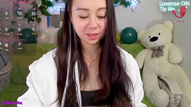 AlinaEleven online show from December 2025 11:42:01 PM