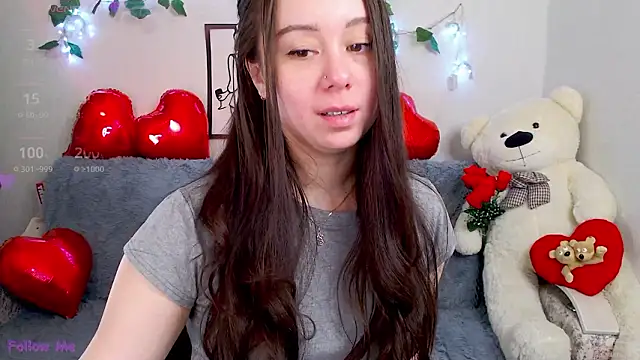 Snapshot of AlinaEleven chatting on March 2026 10:05:01 PM AlinaEleven online show from March 2026 10:05:01 PM