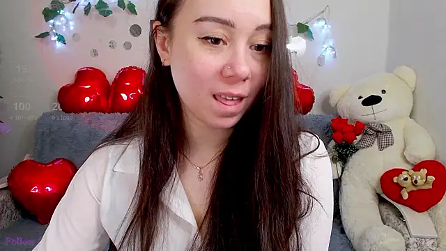 Snapshot of AlinaEleven chatting on March 2026 11:33:01 PM AlinaEleven online show from March 2026 11:33:01 PM