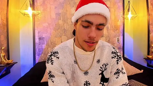 PatrickS25 online show from December 2025 04:51:01 AM