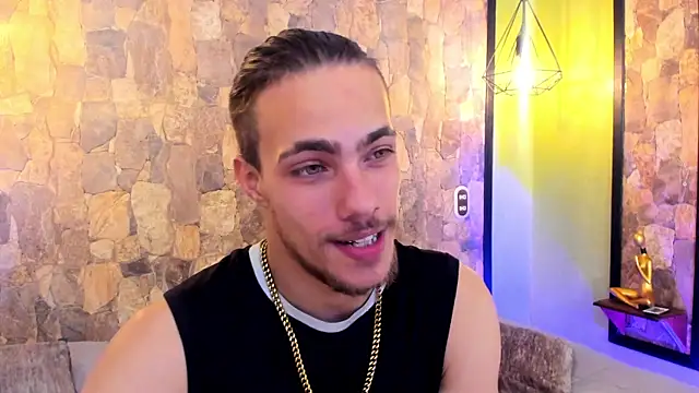 PatrickS25 online show from January 2026 03:52:02 AM