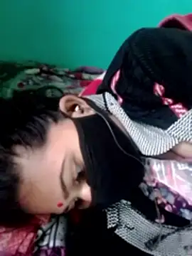 Snapshot of Big_hot44 chatting on January 2026 04:59:02 AM Big hot44 online show from January 2026 04:59:02 AM