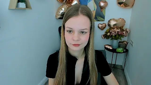 MidnighteAura online show from February 2026 03:03:02 AM