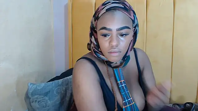 Snapshot of SexyHarleyBlack chatting on June 2026 10:50:01 AM SexyHarleyBlack online show from June 2026 10:50:01 AM