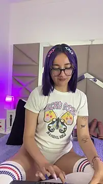 Snapshot of Dreammy_Kitty chatting on April 2026 01:38:02 PM Dreammy Kitty online show from April 2026 01:38:02 PM