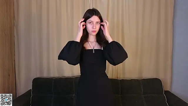 Snapshot of UmbraElyon chatting on April 2026 05:30:01 AM UmbraElyon online show from April 2026 05:30:01 AM