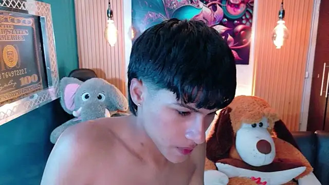 StormLuxX online show from March 2026 12:08:01 PM