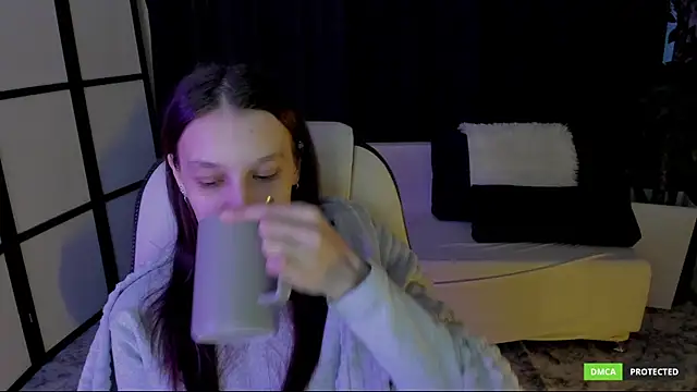 Snapshot of KrisDoeil chatting on December 2025 03:11:01 AM KrisDoeil online show from December 2025 03:11:01 AM