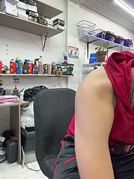 Johan stick online show from December 2025 05:17:01 PM