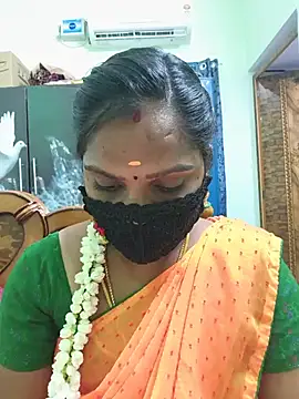 Snapshot of Tamil_Pallavi chatting on May 2026 05:30:01 PM Tamil Pallavi online show from May 2026 05:30:01 PM