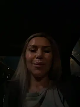 AnikaSunshine online show from April 2026 06:49:02 PM