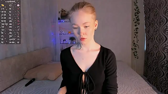 MaireLanda online show from March 2026 04:27:02 AM