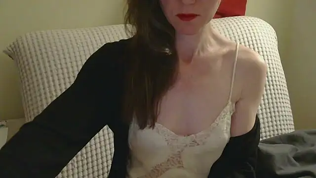 Snapshot of AuroraAG chatting on May 2026 02:11:01 PM AuroraAG online show from May 2026 02:11:01 PM
