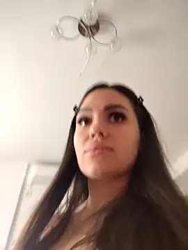 Snapshot of SiennaLuxexx chatting on April 2026 02:04:02 PM SiennaLuxexx online show from April 2026 02:04:02 PM