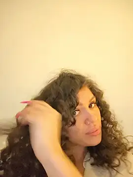 SiennaLuxexx online show from June 2026 12:09:02 PM