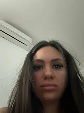 SiennaLuxexx online show from August 2026 11:12:01 AM