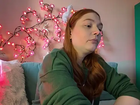 Snapshot of Ungoliant_Kiss chatting on April 2026 04:42:02 PM Ungoliant Kiss online show from April 2026 04:42:02 PM