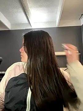 Camila Duarte2 online show from December 2025 12:36:02 PM