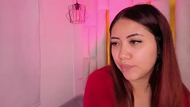 Snapshot of Saelivrae chatting on December 2025 11:38:02 AM Saelivrae online show from December 2025 11:38:02 AM