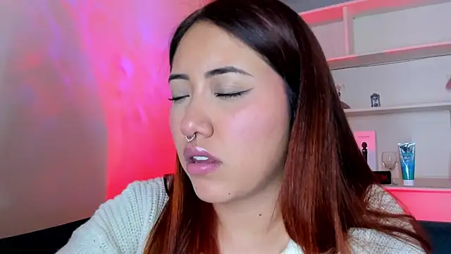 Snapshot of Saelivrae chatting on January 2026 07:50:02 PM Saelivrae online show from January 2026 07:50:02 PM