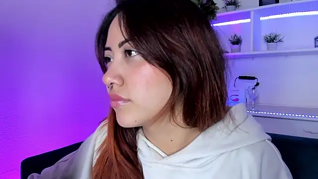 Snapshot of Saelivrae chatting on February 2026 07:11:01 PM Saelivrae online show from February 2026 07:11:01 PM