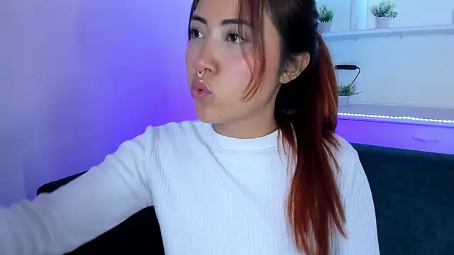 Snapshot of Saelivrae chatting on March 2026 07:40:01 PM Saelivrae online show from March 2026 07:40:01 PM