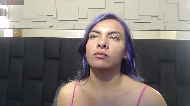 hanna13  online show from December 2025 11:41:02 AM