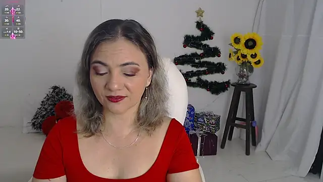 Snapshot of Katiana80 chatting on December 2025 12:00:01 PM Katiana80 online show from December 2025 12:00:01 PM