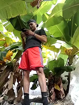 youngboypiss online show from December 2025 01:09:01 PM