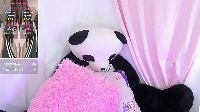 Snapshot of sofia_shadow_ chatting on December 2025 05:44:02 AM sofia shadow online show from December 2025 05:44:02 AM