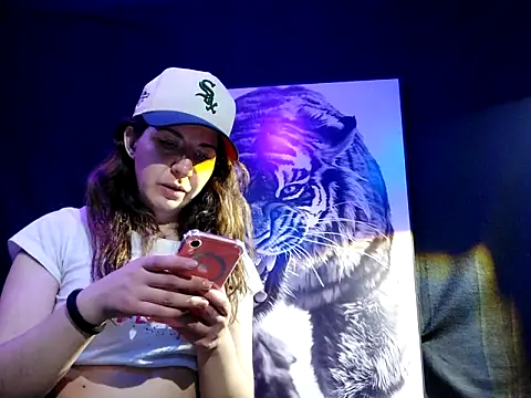 Snapshot of NatyMia chatting on December 2025 04:45:02 PM NatyMia online show from December 2025 04:45:02 PM