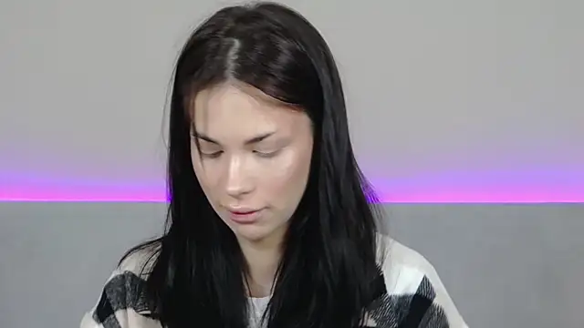 Snapshot of RachaelMils chatting on March 2026 04:13:02 AM RachaelMils online show from March 2026 04:13:02 AM