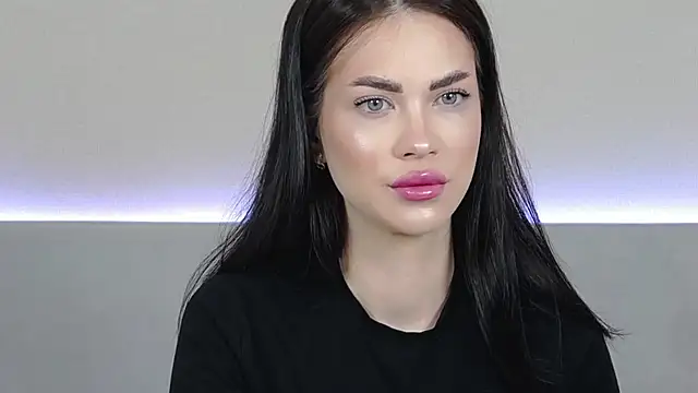 Snapshot of RachaelMils chatting on April 2026 04:10:02 AM RachaelMils online show from April 2026 04:10:02 AM