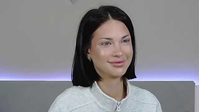 Snapshot of RachaelMils chatting on April 2026 03:39:01 AM RachaelMils online show from April 2026 03:39:01 AM