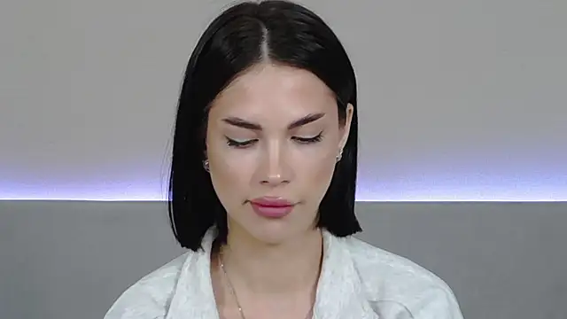 Snapshot of RachaelMils chatting on April 2026 06:19:01 AM RachaelMils online show from April 2026 06:19:01 AM